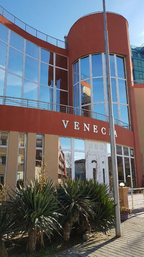 Hotel Venecia Primorsko Exterior photo